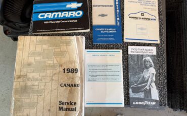 Chevrolet-Camaro-1989-Convertible-16