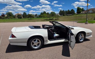 Chevrolet-Camaro-1989-Convertible-21