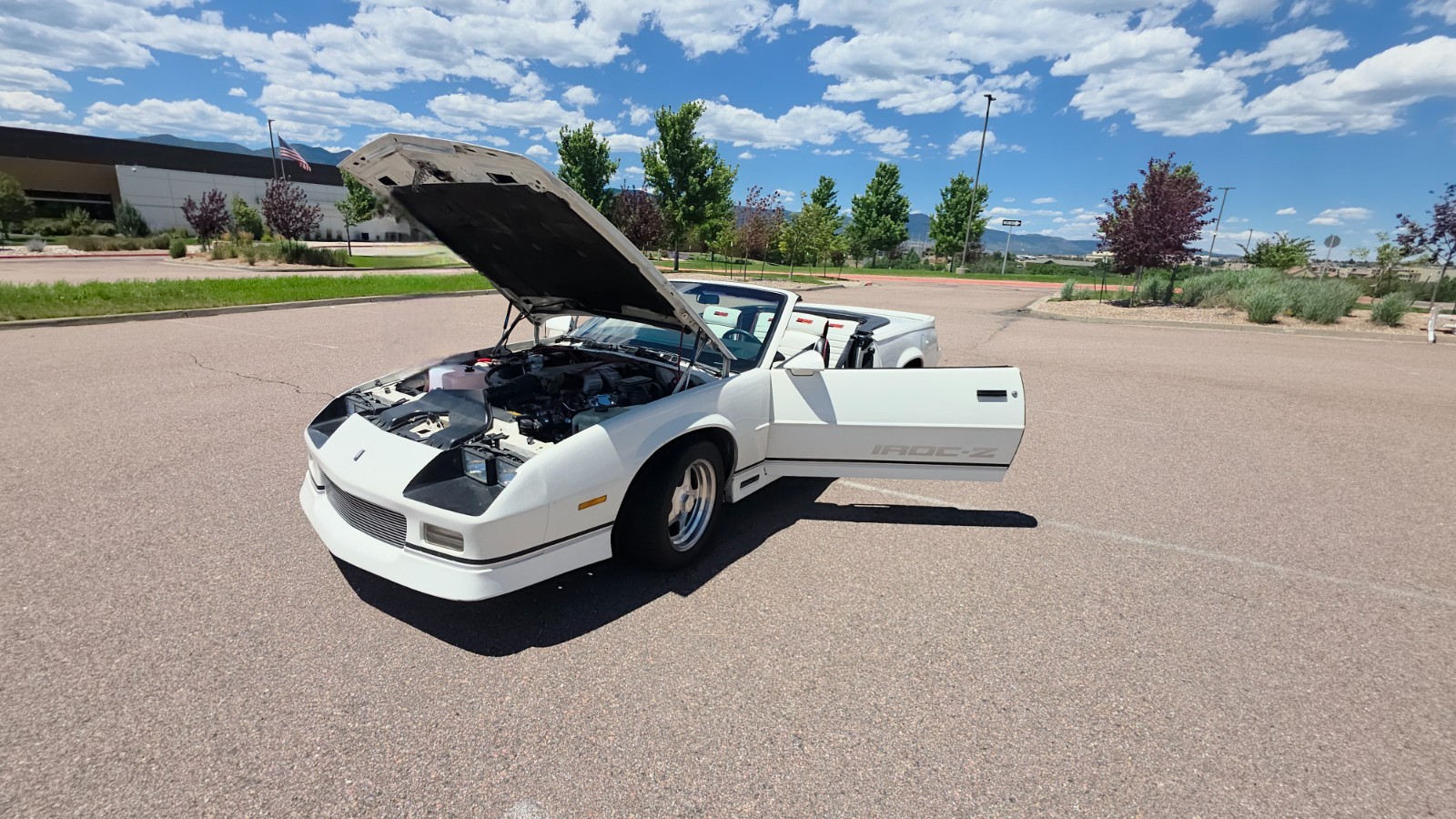 Chevrolet-Camaro-1989-Convertible-25