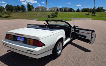 Chevrolet-Camaro-1989-Convertible-27