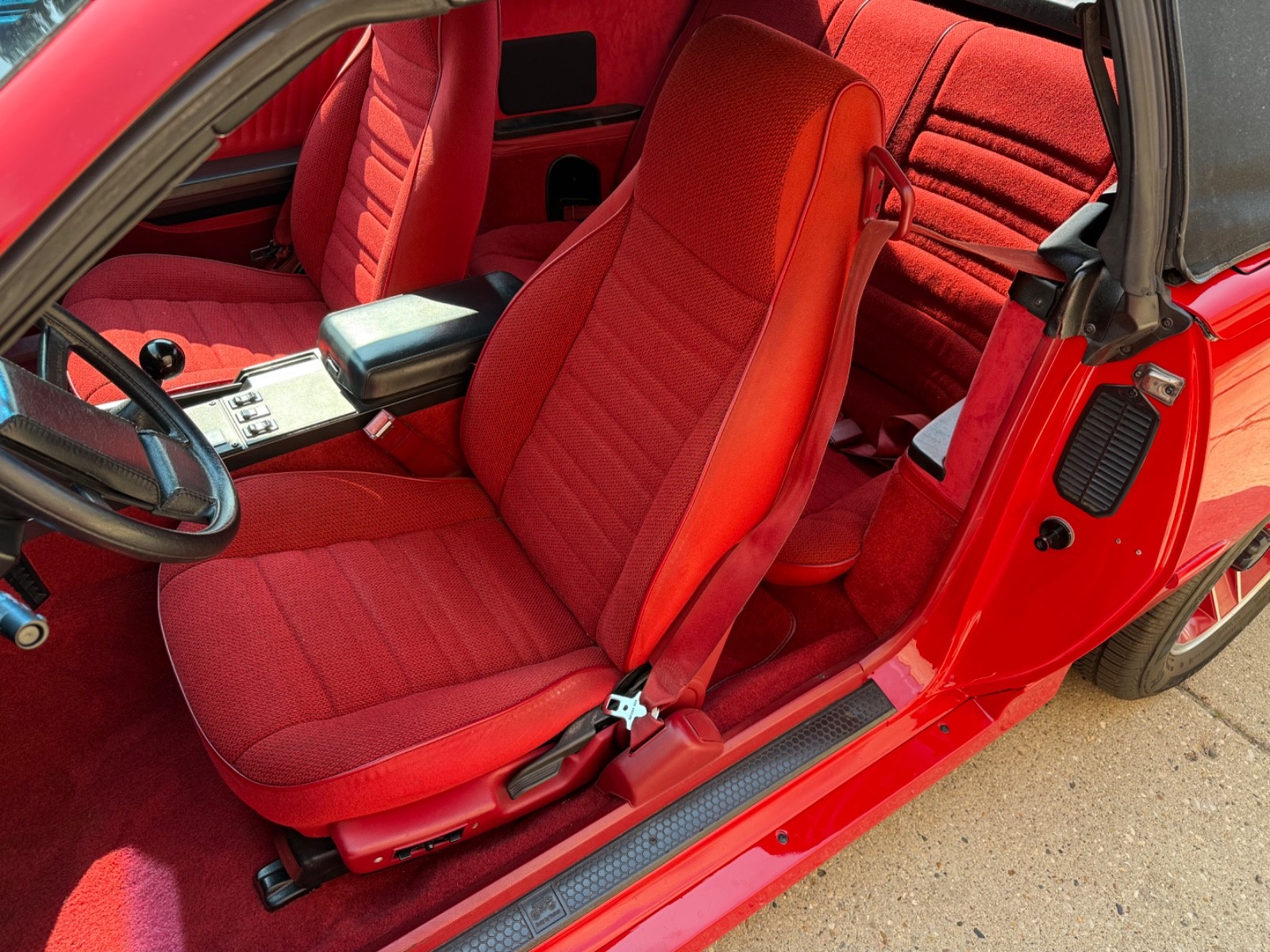 Chevrolet-Camaro-1989-Convertible-28