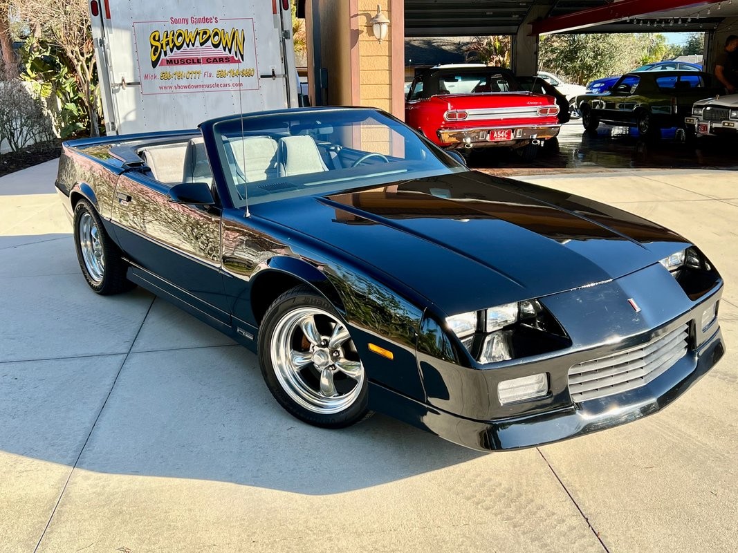 Chevrolet-Camaro-1989-Convertible-29