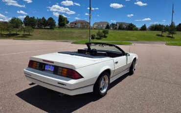 Chevrolet-Camaro-1989-Convertible-30