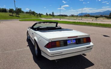 Chevrolet-Camaro-1989-Convertible-31
