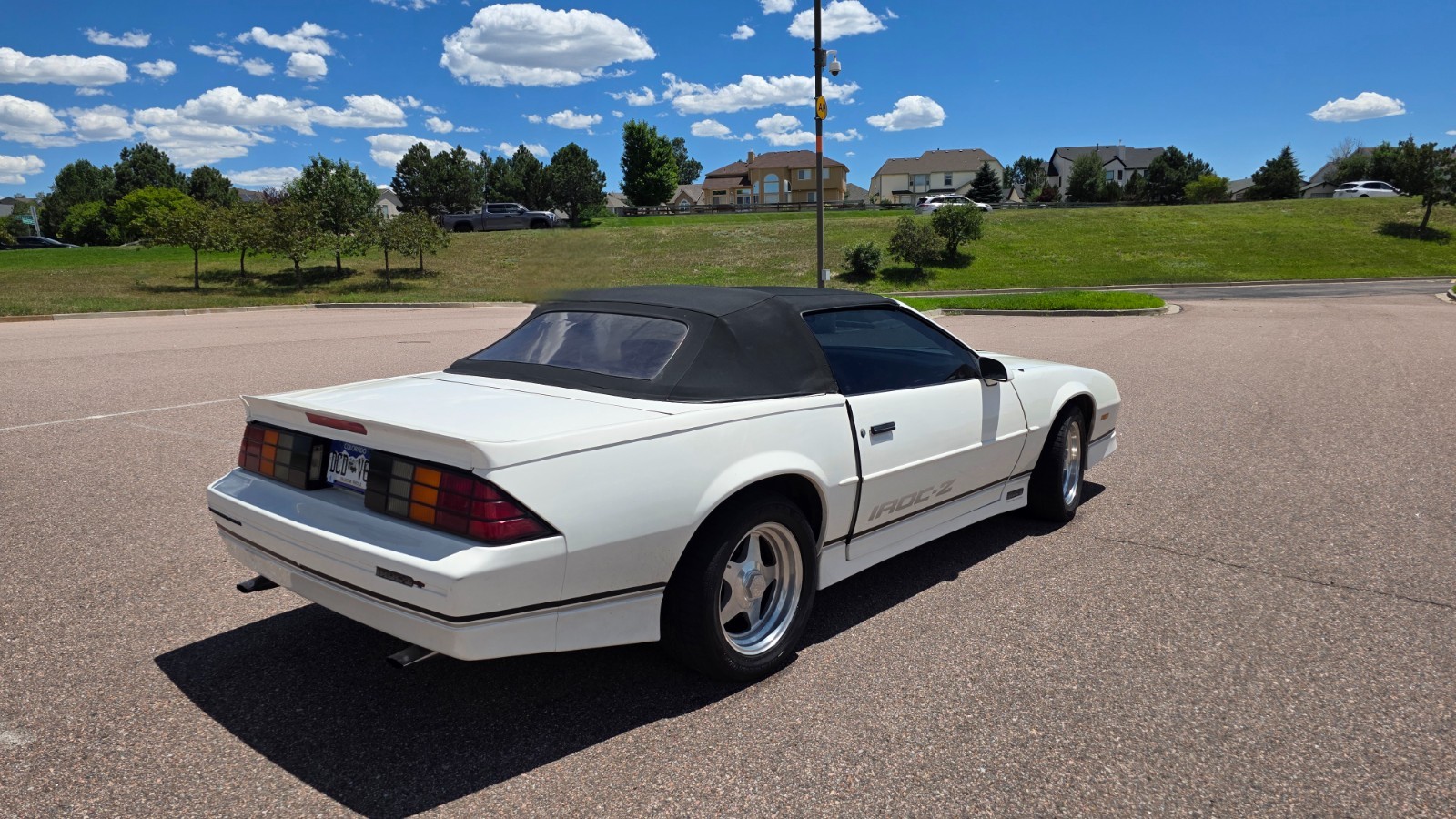 Chevrolet-Camaro-1989-Convertible-5