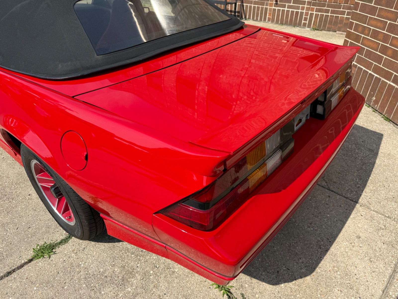 Chevrolet-Camaro-1989-Convertible-5