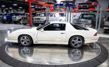 Chevrolet-Camaro-1989-Coupe-10