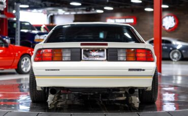 Chevrolet-Camaro-1989-Coupe-13