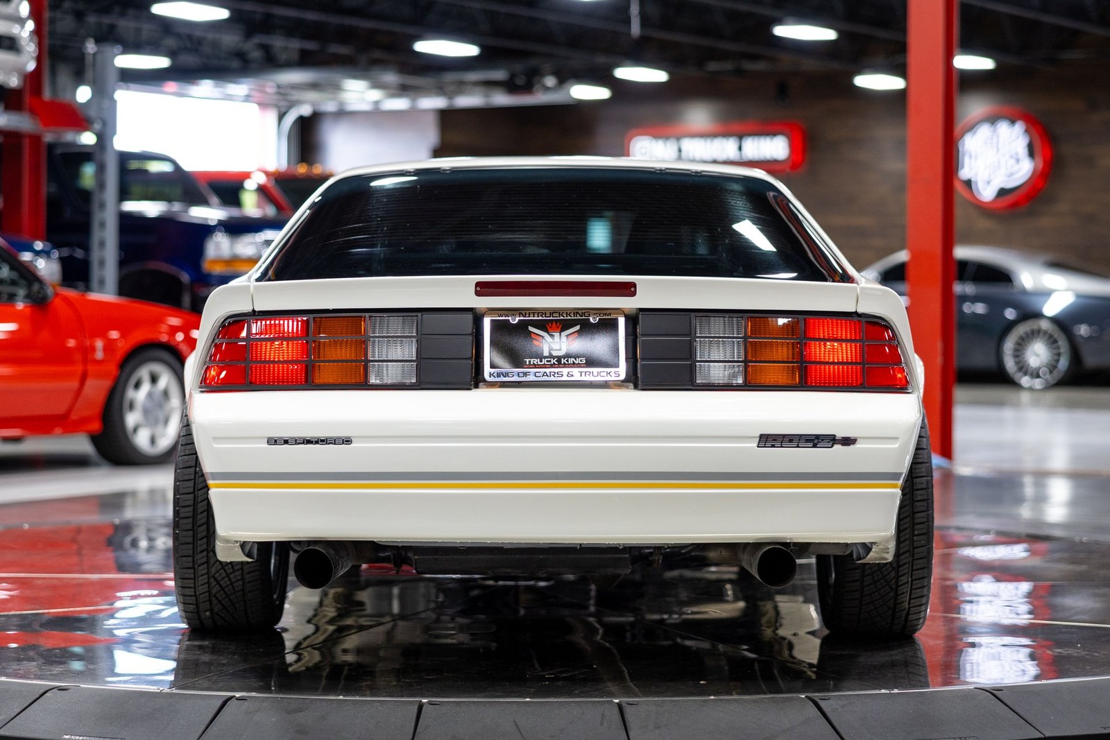 Chevrolet-Camaro-1989-Coupe-13