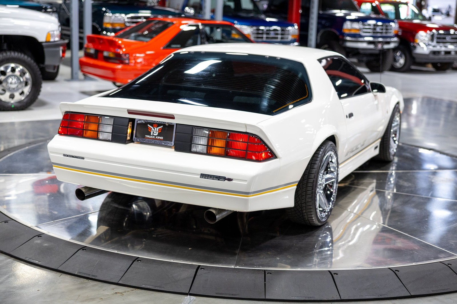 Chevrolet-Camaro-1989-Coupe-14