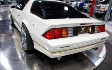 Chevrolet-Camaro-1989-Coupe-27