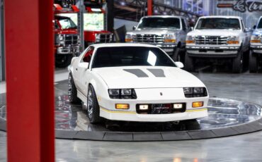 Chevrolet-Camaro-1989-Coupe-3