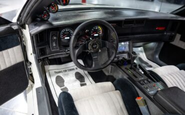 Chevrolet-Camaro-1989-Coupe-31