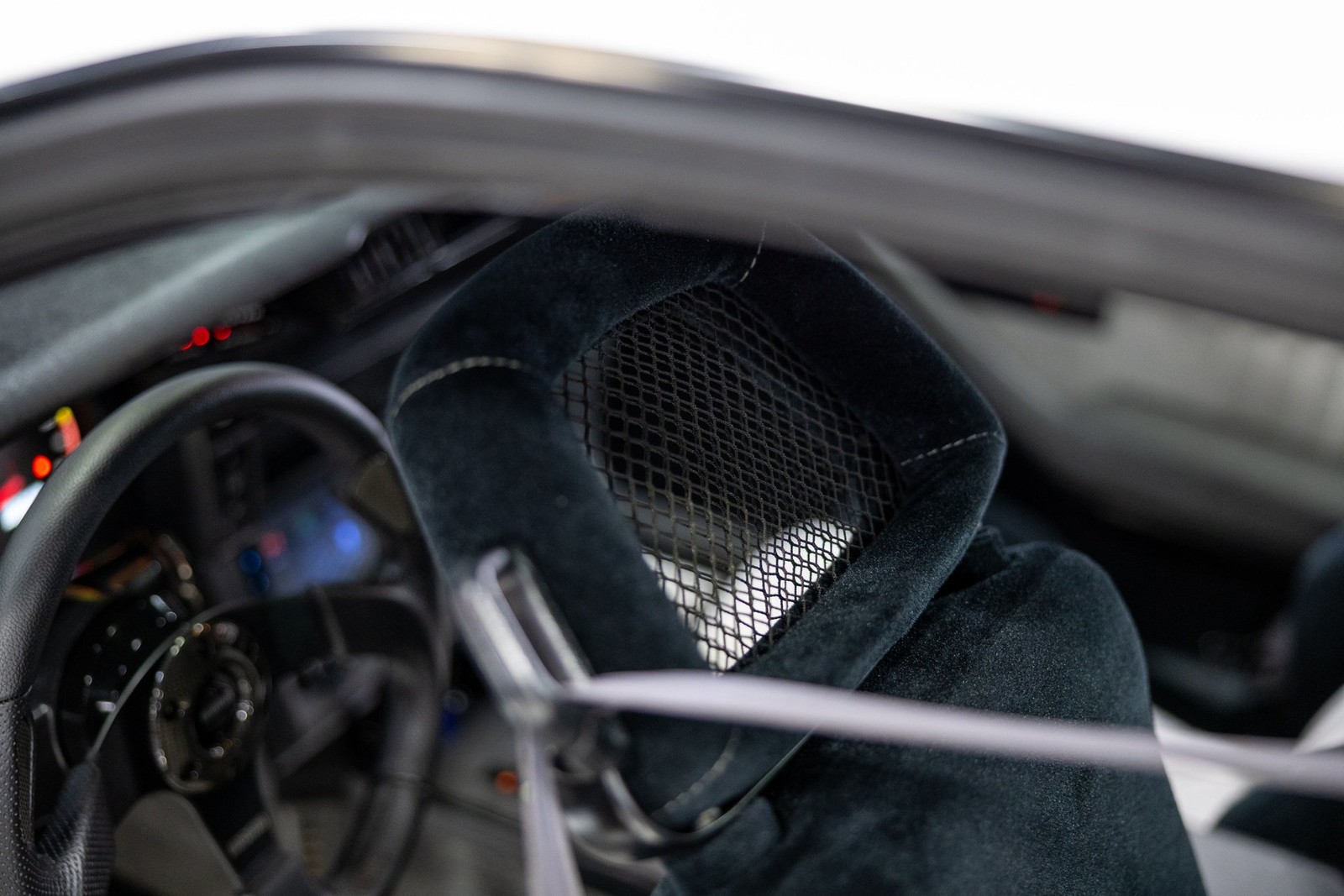 Chevrolet-Camaro-1989-Coupe-33