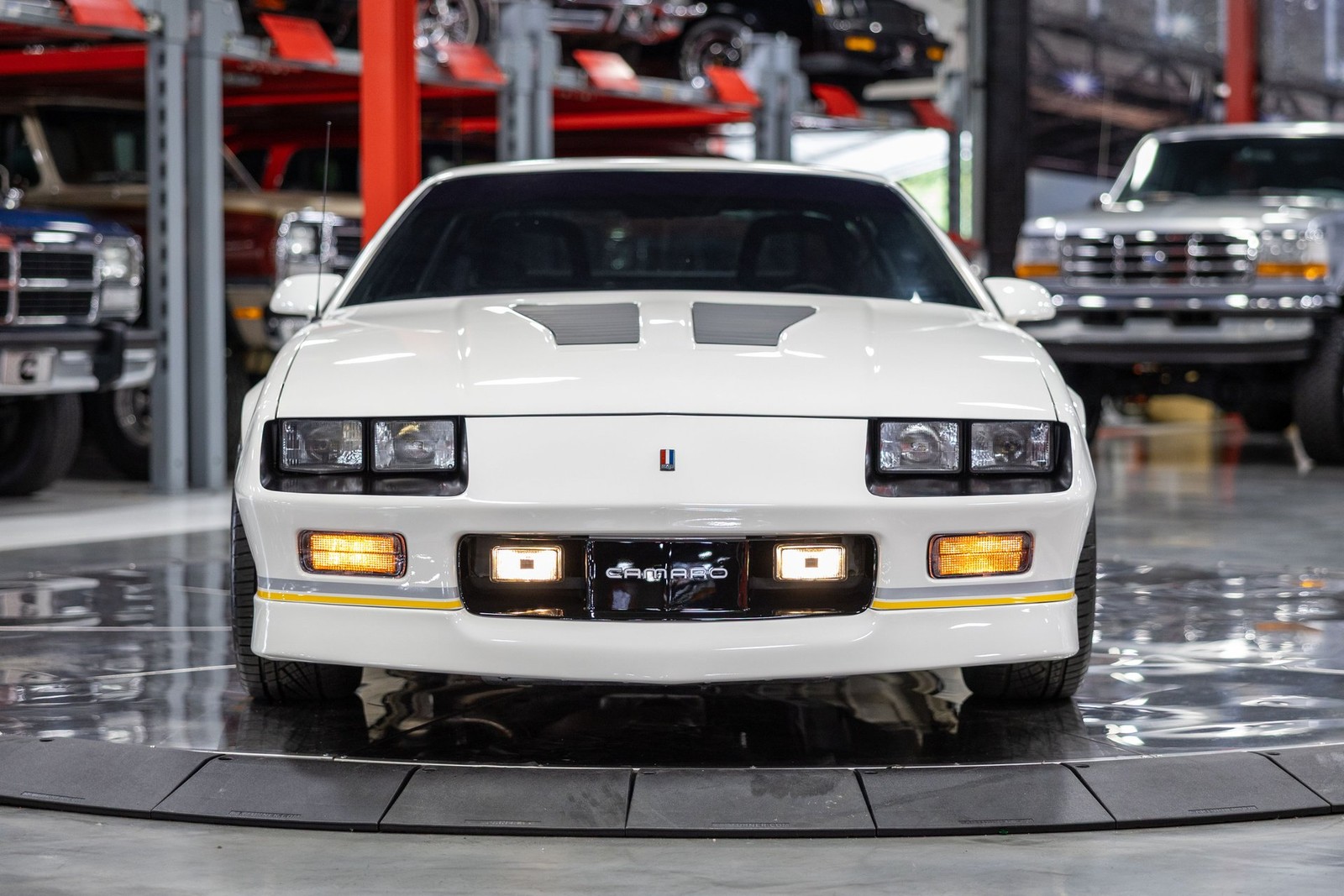 Chevrolet-Camaro-1989-Coupe-4