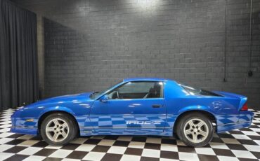 Chevrolet-Camaro-1990-Hatchback-1