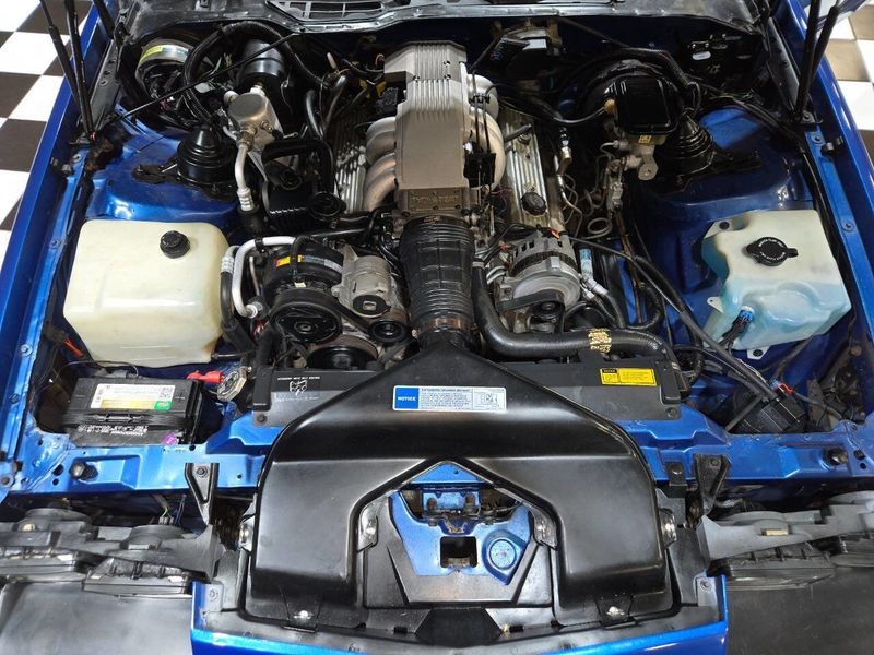 Chevrolet-Camaro-1990-Hatchback-6