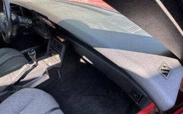 Chevrolet-Camaro-1991-Coupe-8