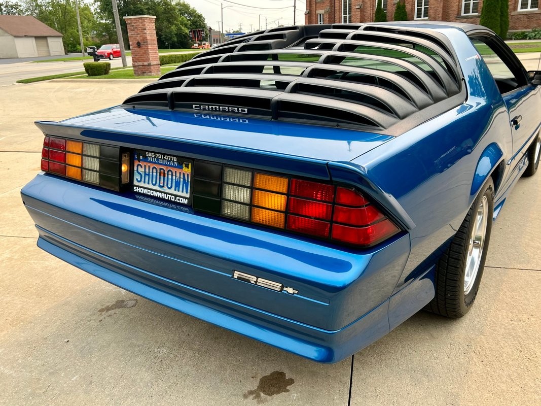 Chevrolet-Camaro-1992-Coupe-18