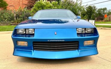 Chevrolet-Camaro-1992-Coupe-2