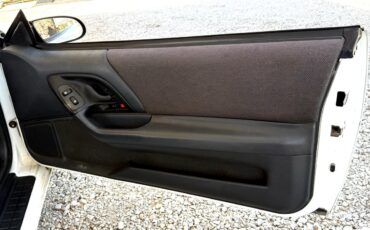 Chevrolet-Camaro-1994-Convertible-15