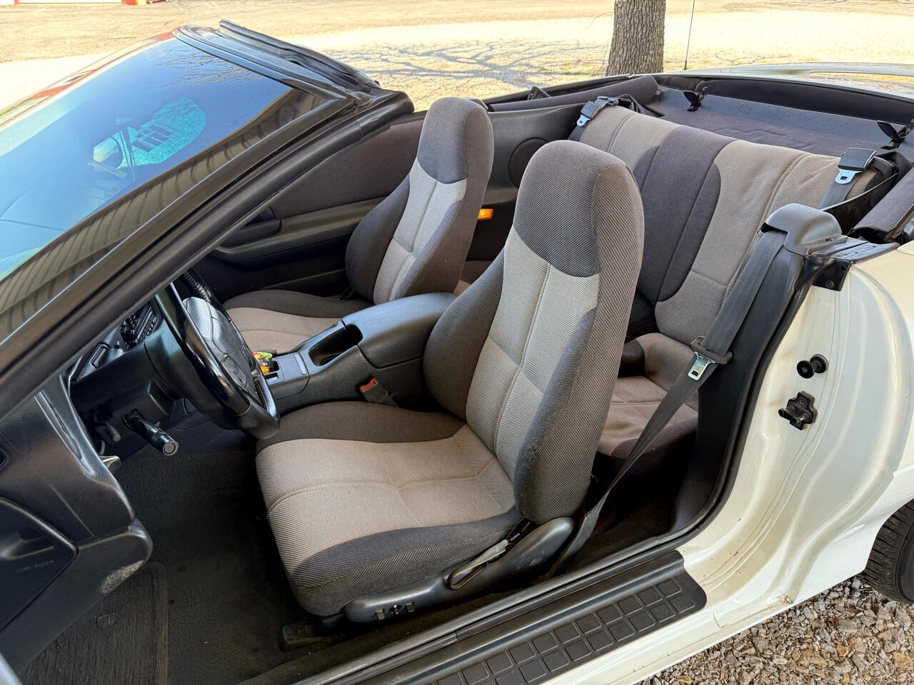 Chevrolet-Camaro-1994-Convertible-18