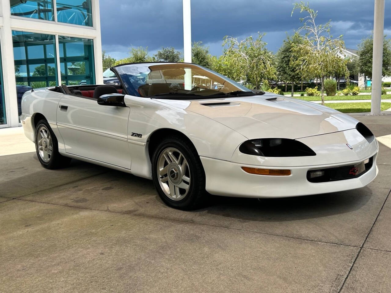 Chevrolet-Camaro-1994-Convertible-2