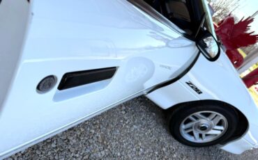 Chevrolet-Camaro-1994-Convertible-29