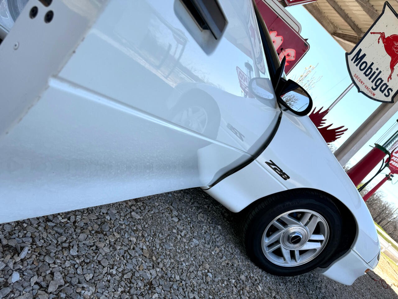 Chevrolet-Camaro-1994-Convertible-31