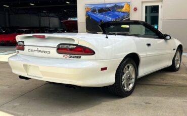 Chevrolet-Camaro-1994-Convertible-4