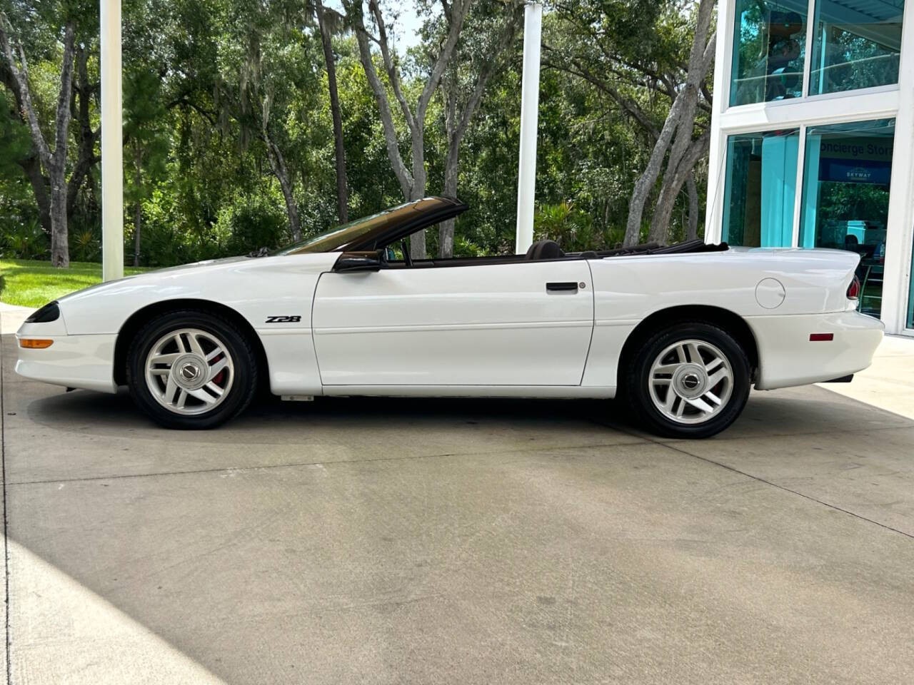 Chevrolet-Camaro-1994-Convertible-7