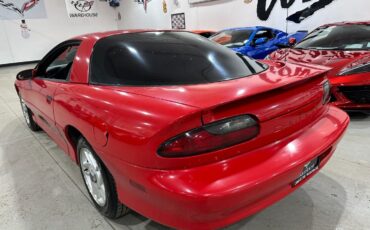 Chevrolet-Camaro-1996-Hatchback-3