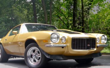 Chevrolet-Camaro-rs-z28-1972-Gold-Black