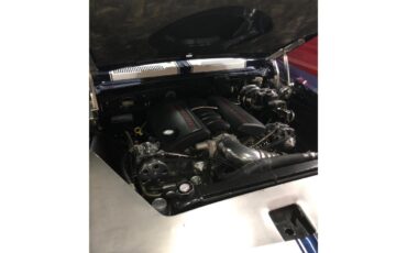 Chevrolet-Camaro-rsss-1967-Blue-amp-White-Black-wwhite-trim-16