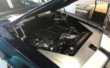 Chevrolet-Camaro-rsss-1967-Blue-amp-White-Black-wwhite-trim-17