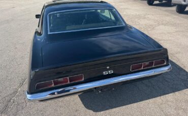 Chevrolet-Camrao-Resto-mod-slick-paint-LS-V8-4l60-cold-ac-1969-12