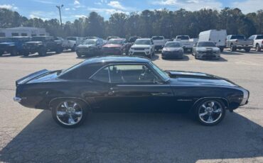 Chevrolet-Camrao-Resto-mod-slick-paint-LS-V8-4l60-cold-ac-1969-15