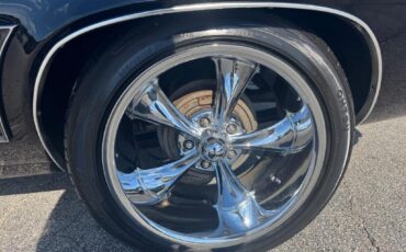 Chevrolet-Camrao-Resto-mod-slick-paint-LS-V8-4l60-cold-ac-1969-28