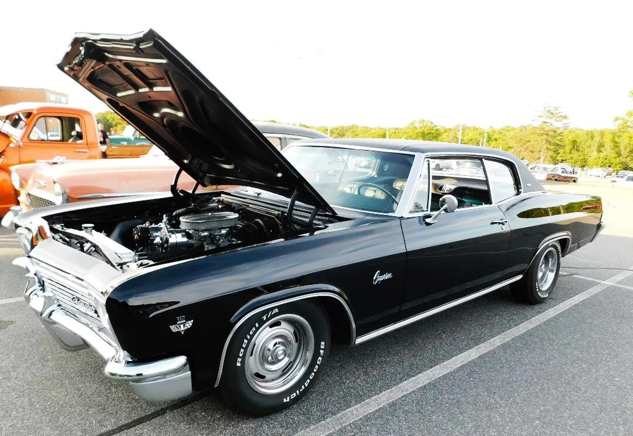 Chevrolet-Caprice-1966-Black-Black-6