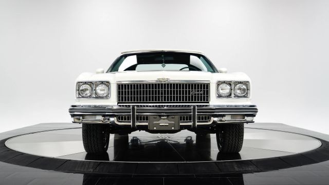 Chevrolet-Caprice-1975-11