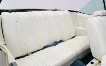 Chevrolet-Caprice-1975-19