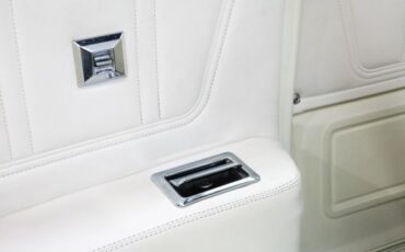 Chevrolet-Caprice-1975-28