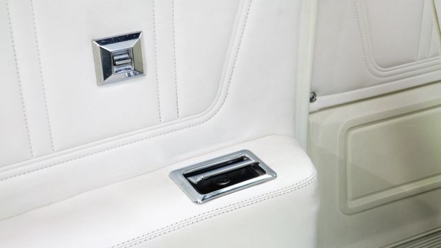 Chevrolet-Caprice-1975-28