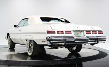 Chevrolet-Caprice-1975-4