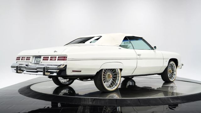 Chevrolet-Caprice-1975-7