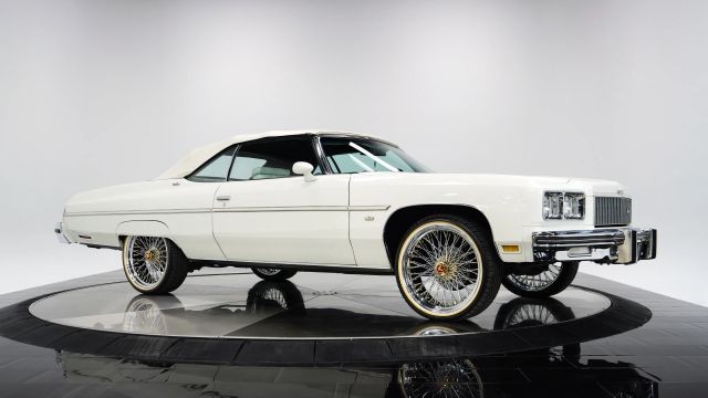 Chevrolet-Caprice-1975-8