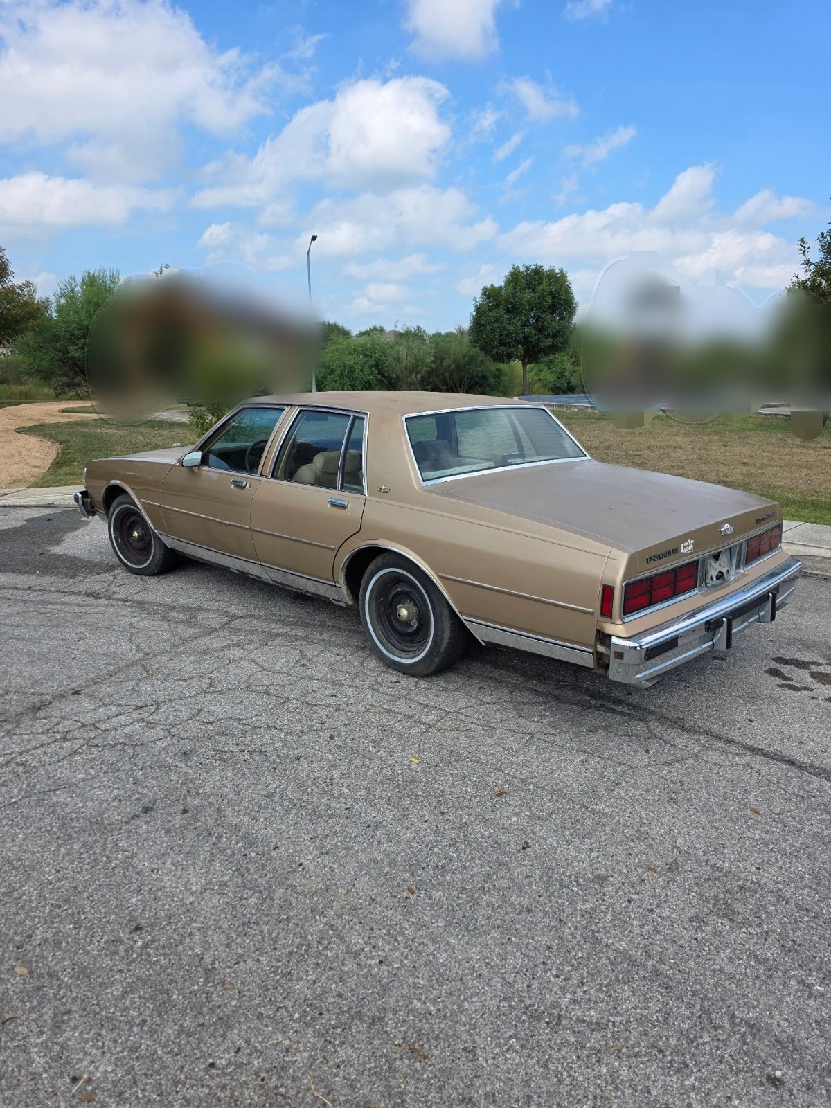 Chevrolet-Caprice-1987-Sedan-1