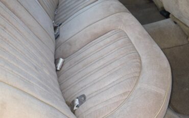 Chevrolet-Caprice-1987-Sedan-10