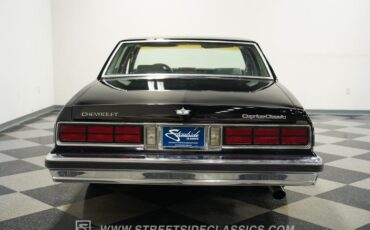 Chevrolet-Caprice-1989-Black-Medium-Dark-Gray-27