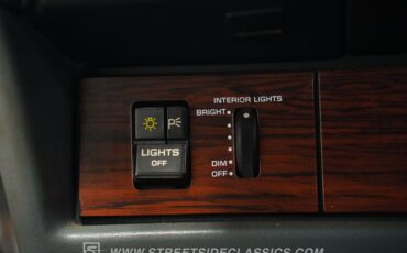 Chevrolet-Caprice-1989-Black-Medium-Dark-Gray-42